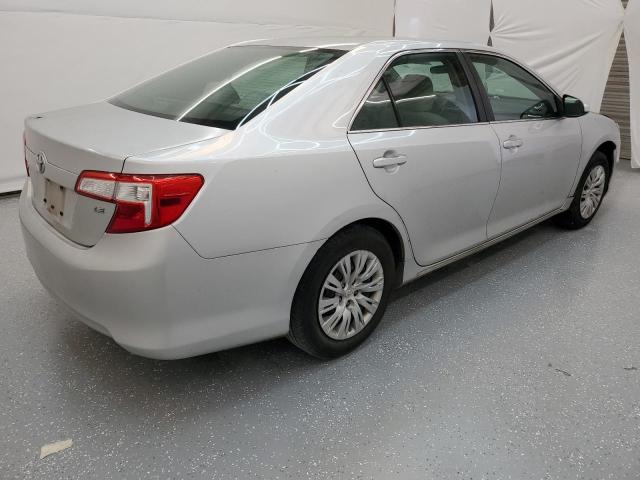 4T1BF1FK5CU070155 - 2012 TOYOTA CAMRY BASE SILVER photo 3