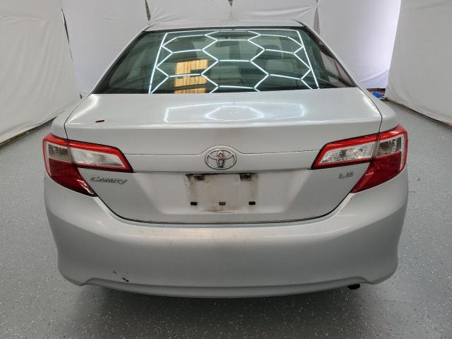 4T1BF1FK5CU070155 - 2012 TOYOTA CAMRY BASE SILVER photo 6