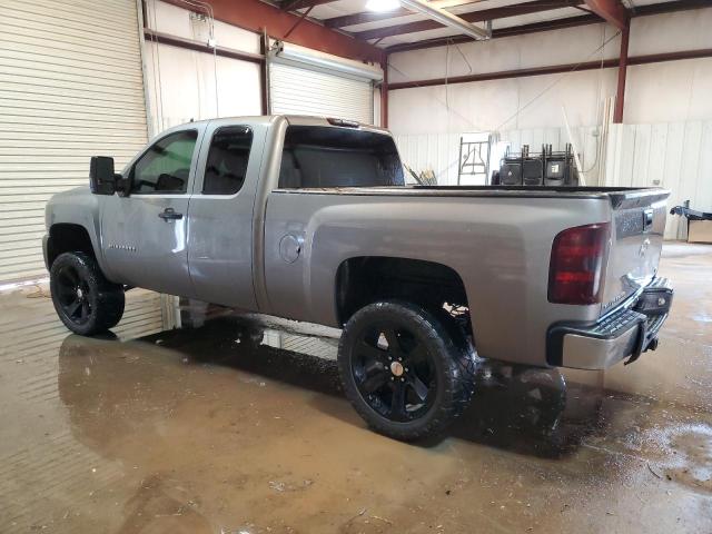 1GCRKSEA1DZ274257 - 2013 CHEVROLET SILVERADO K1500 LT GRAY photo 2