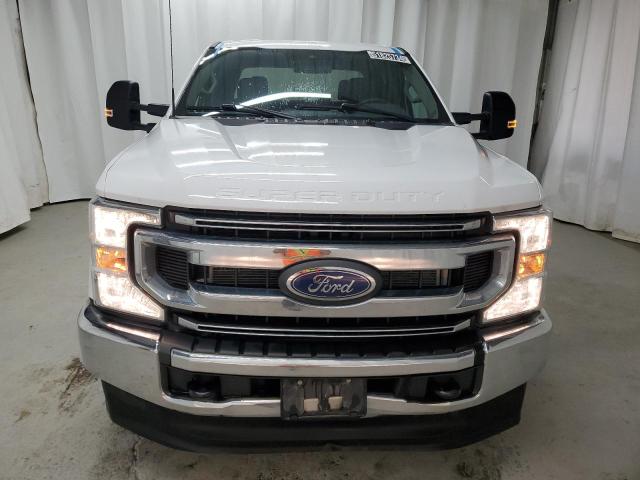 1FT7W2BT9NEG42386 - 2022 FORD F250 SUPER DUTY WHITE photo 5