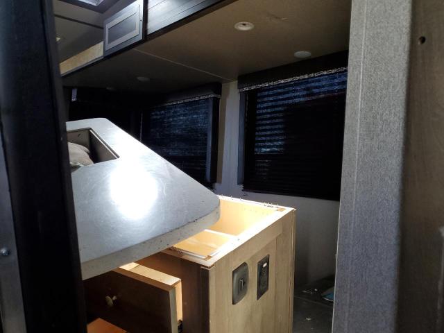 4YDF35728K1532127 - 2019 KEYSTONE SPRINTER WHITE photo 6