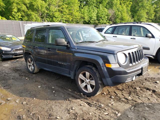 1C4NJRFB5ED820574 - 2014 JEEP PATRIOT LATITUDE GRAY photo 4