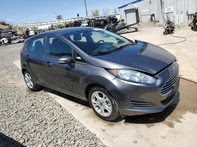 3FADP4EJ3GM139347 - 2016 FORD FIESTA SE GRAY photo 4