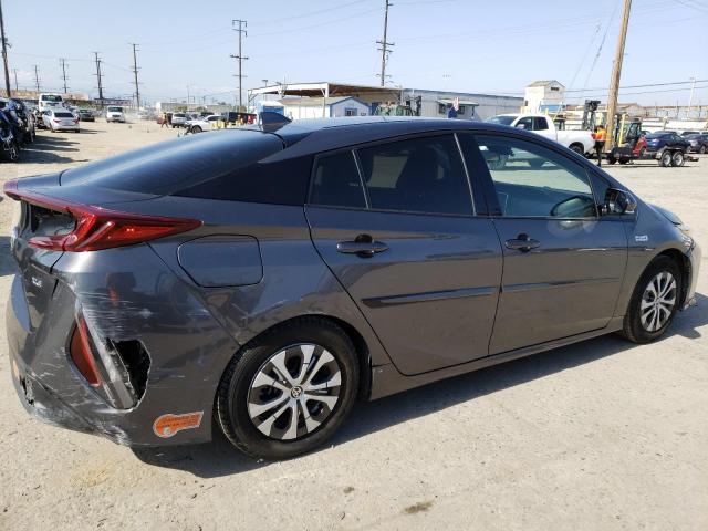 JTDKARFP8L3143845 - 2020 TOYOTA PRIUS PRIM LE GRAY photo 3