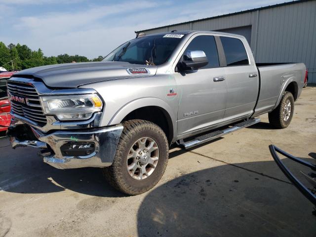 3C63R3JL3LG300197 - 2020 RAM 3500 LARAMIE SILVER photo 1