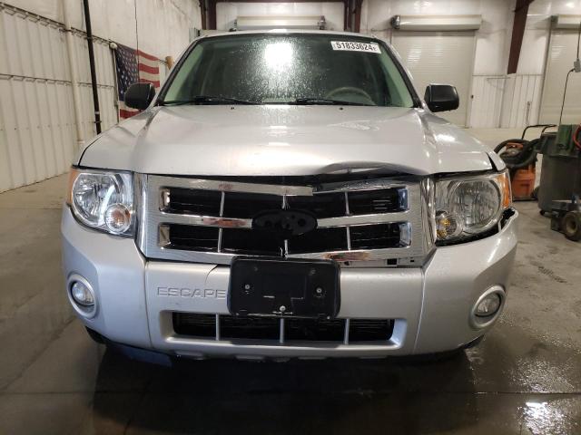 1FMCU03148KD00299 - 2008 FORD ESCAPE XLT SILVER photo 5