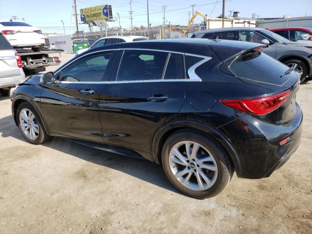 SJKCH5CP2JA045798 - 2018 INFINITI QX30 BASE BLACK photo 2