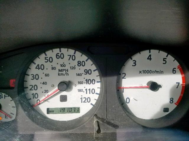 JN8AR07Y3YW415106 - 2000 NISSAN PATHFINDER LE  ფოტო 8