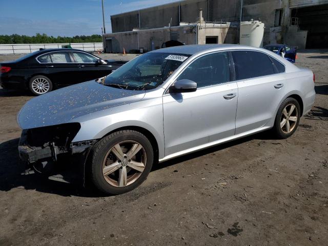 1VWBP7A30DC132635 - 2013 VOLKSWAGEN PASSAT SE SILVER photo 1