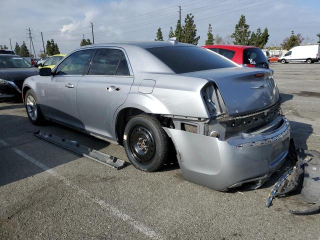 2C3CCAAG4GH207913 - 2016 CHRYSLER 300 LIMITED SILVER photo 2