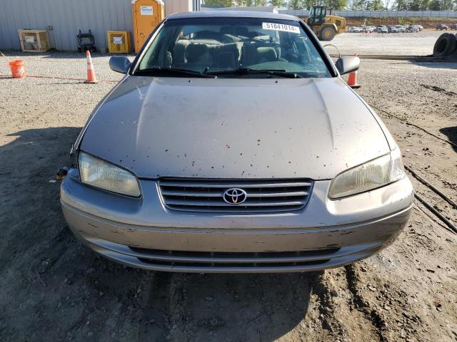 4T1BG22K7WU295772 - 1998 TOYOTA CAMRY LE CE TAN photo 5