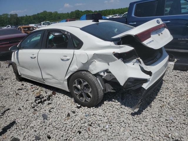 3KPF24ADXME302454 - 2021 KIA FORTE FE WHITE photo 2