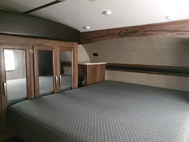 4YDF28R27J2502045 - 2018 KEYSTONE COUGAR 棕色 照片 5