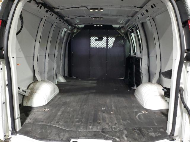 1GCWGAFP6M1301582 - 2021 CHEVROLET EXPRESS G2 WHITE photo 10