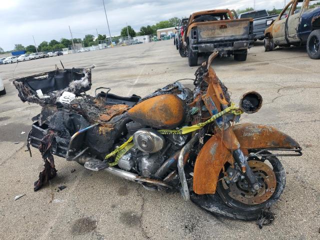 2005 HARLEY-DAVIDSON FLHTCUI, 