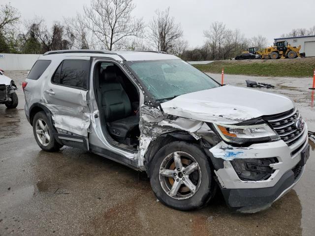 1FM5K8DH7HGC04565 - 2017 FORD EXPLORER XLT SILVER photo 4
