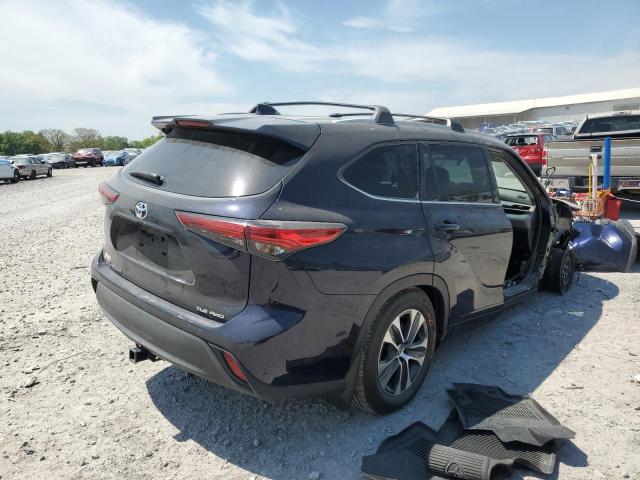 5TDHZRBH1NS234913 - 2022 TOYOTA HIGHLANDER XLE BLUE photo 3
