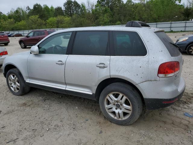 WVGZM77LX5D071576 - 2005 VOLKSWAGEN TOUAREG 4.2 SILVER photo 2