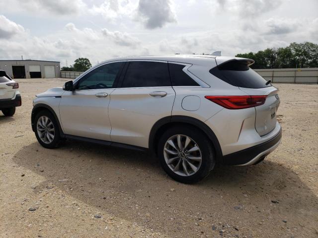 3PCAJ5M12KF131324 - 2019 INFINITI QX50 ESSENTIAL SILVER photo 2