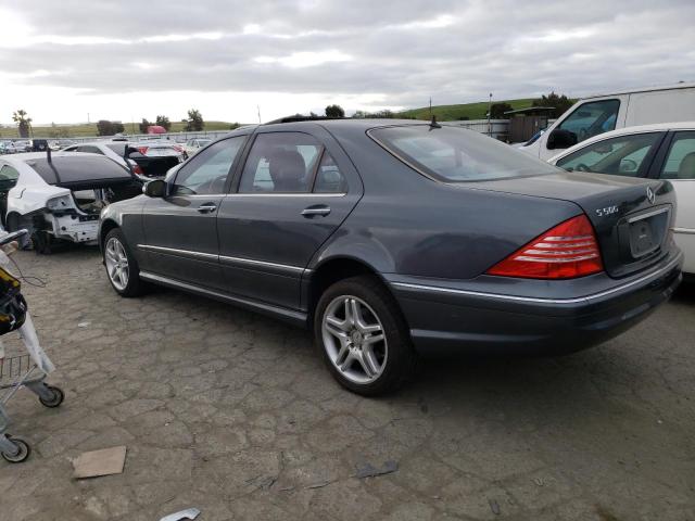 WDBNG75J86A480351 - 2006 MERCEDES-BENZ S 500 GRAY photo 2