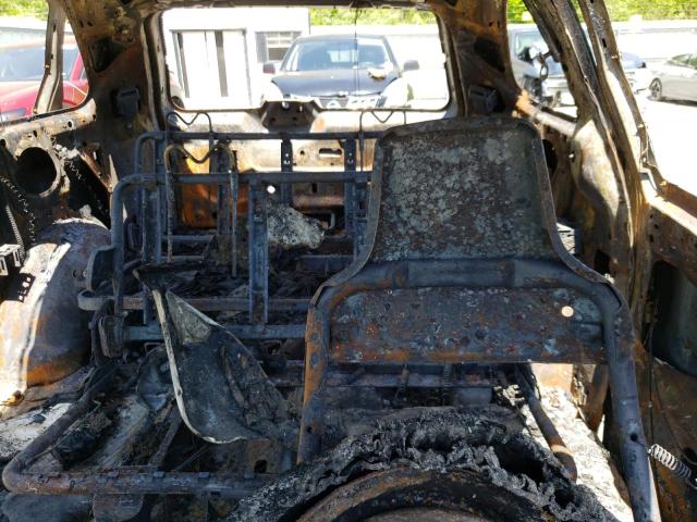 1C4GP45RX5B281745 - 2005 CHRYSLER TOWN & COU დამწვარი ფოტო 10