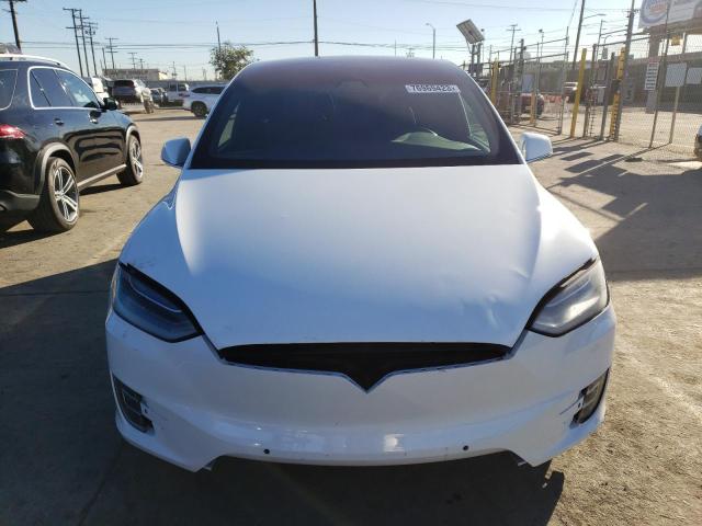 5YJXCAE25HF052047 - 2017 TESLA MODEL X WHITE photo 5