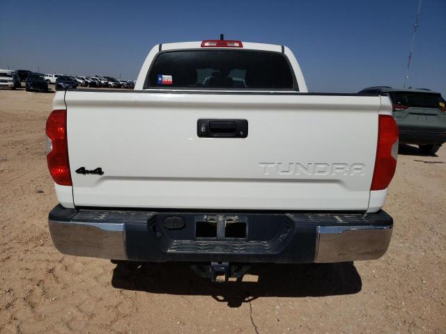 5TFDW5F17JX768886 - 2018 TOYOTA TUNDRA CREWMAX SR5 WHITE photo 6