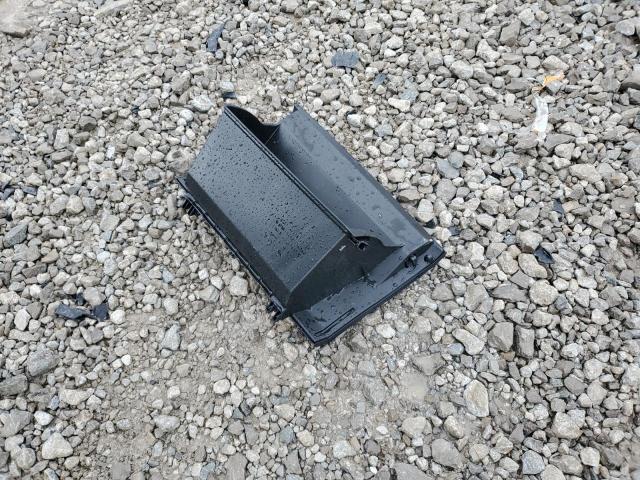 JTMBFREV1JJ210232 - 2018 TOYOTA RAV4 LE თეთრი ფოტო 13