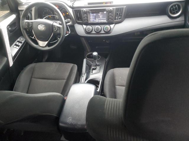 JTMBFREV1JJ210232 - 2018 TOYOTA RAV4 LE თეთრი ფოტო 8
