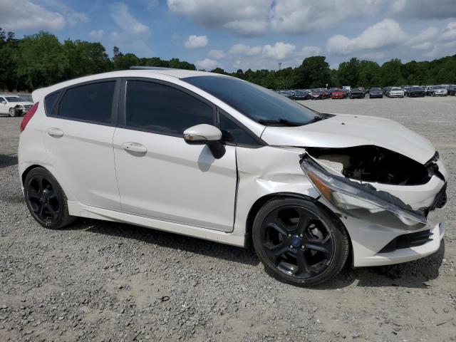 3FADP4GX8JM133620 - 2018 FORD FIESTA ST WHITE photo 4