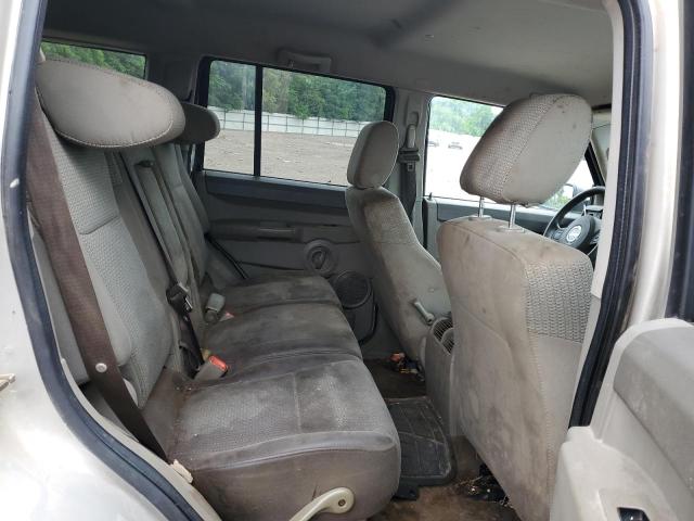 1J8HG48K37C598565 - 2007 JEEP COMMANDER 米色 照片 10
