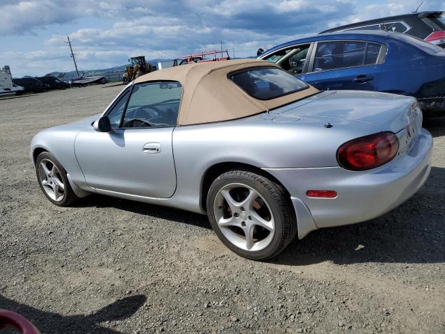 JM1NB353810204843 - 2001 MAZDA MX-5 MIATA BASE SILVER photo 2