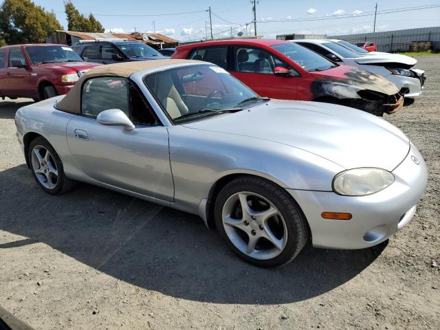 JM1NB353810204843 - 2001 MAZDA MX-5 MIATA BASE SILVER photo 4