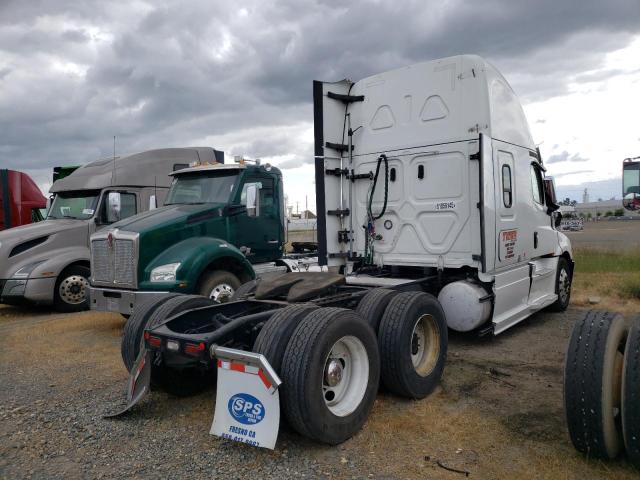 3AKJHHDR7MSNA1243 - 2021 FREIGHTLINER CASCADIA 1 WHITE photo 4