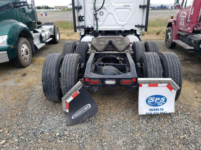 3AKJHHDR7MSNA1243 - 2021 FREIGHTLINER CASCADIA 1 WHITE photo 9