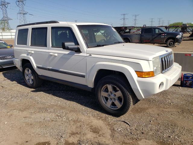 1J8HG48K48C231319 - 2008 JEEP COMMANDER SPORT Weiß Foto 4