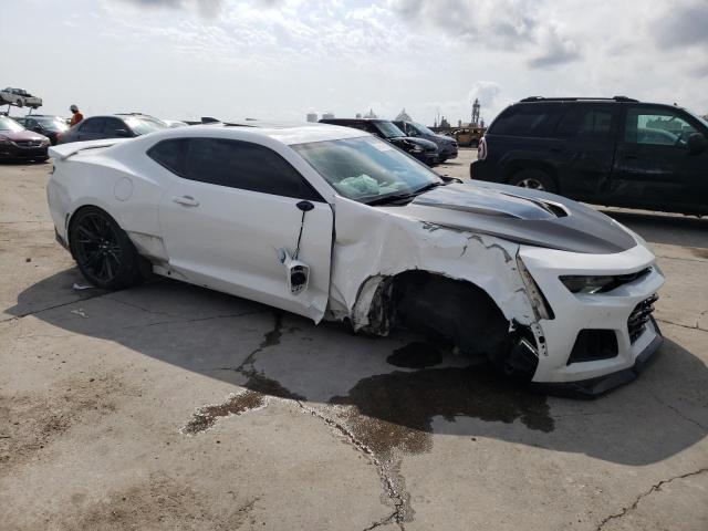 1G1FJ1R67J0120182 - 2018 CHEVROLET CAMARO ZL1 WHITE photo 4