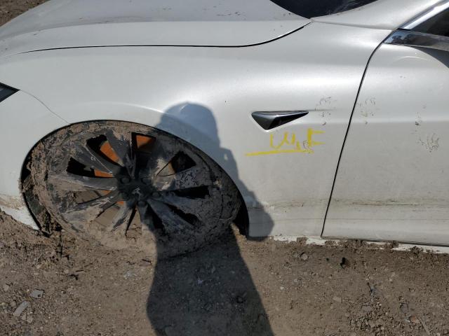 5YJSA1E16GF171067 - 2016 TESLA MODEL S WHITE photo 13