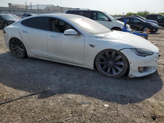 5YJSA1E16GF171067 - 2016 TESLA MODEL S WHITE photo 4
