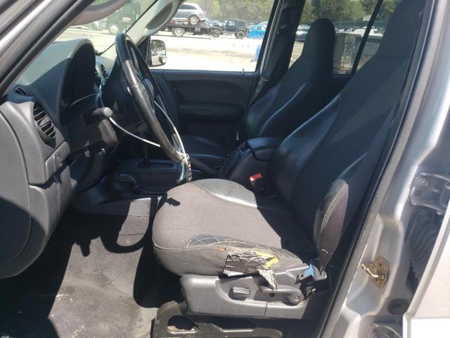 1J4GL38K64W207714 - 2004 JEEP LIBERTY RENEGADE 银色 照片 7