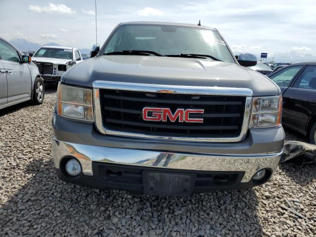 3GTEK13YX7G545586 - 2007 GMC NEW SIERRA K1500 GRAY photo 5