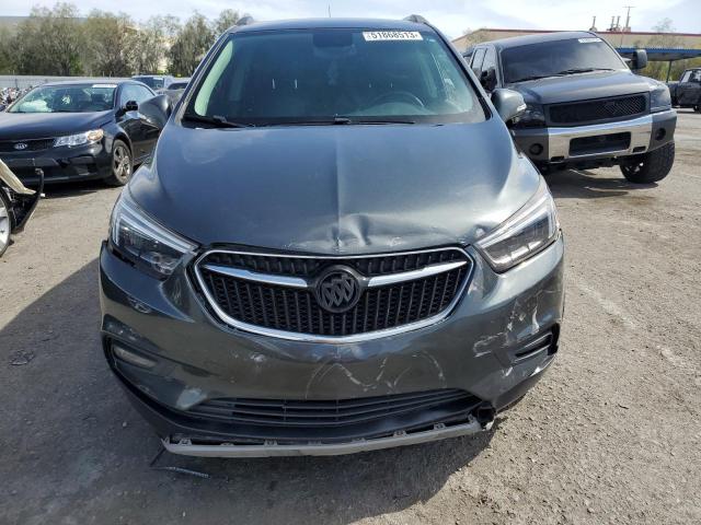 KL4CJCSB8JB580222 - 2018 BUICK ENCORE ESSENCE CHARCOAL photo 5