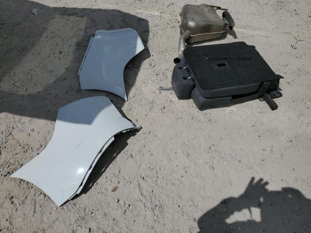 5GAERBKW3MJ204205 - 2021 BUICK ENCLAVE ESSENCE 白色 照片 13