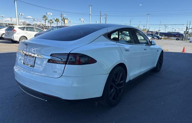 5YJSA1CN3DFP27546 - 2013 TESLA MODEL S WHITE photo 4