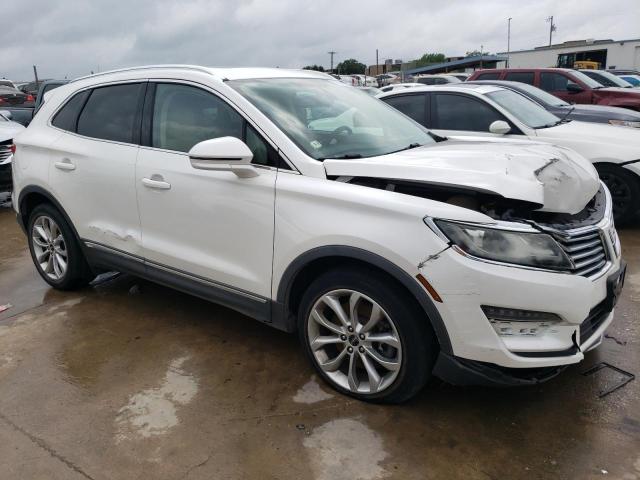 5LMCJ2C99HUL19250 - 2017 LINCOLN MKC SELECT Սպիտակ լուսանկար 4