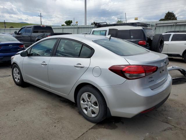 3KPFK4A77HE105791 - 2017 KIA FORTE LX SILVER photo 2