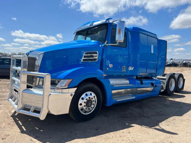 5KJJBHD58GLHC3236 - 2016 WESTERN STAR/AUTO CAR 5700 XE BLUE photo 2