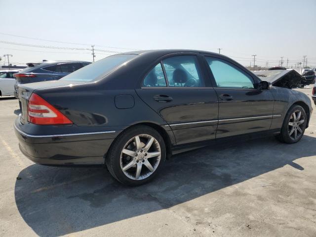 WDBRF40J43A476996 - 2003 MERCEDES-BENZ C 230K SPORT SEDAN BLACK photo 3