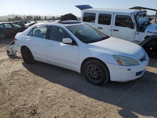 1HGCM56884A057026 - 2004 HONDA ACCORD EX WHITE photo 4