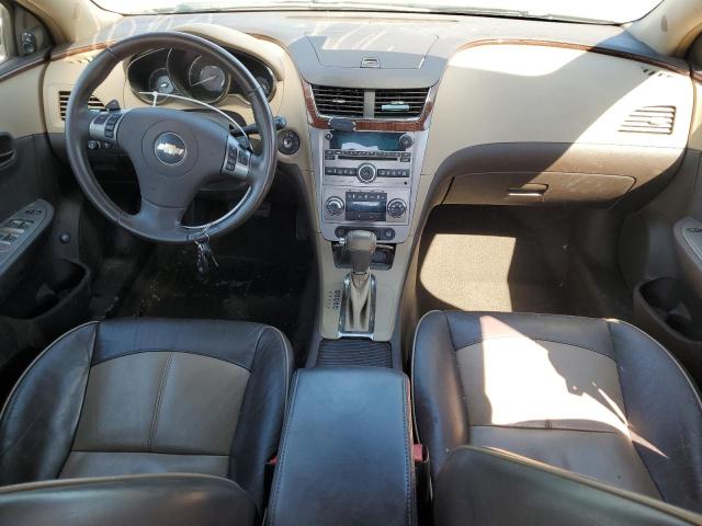 1G1ZK577184215689 - 2008 CHEVROLET MALIBU LTZ 金色 照片 8